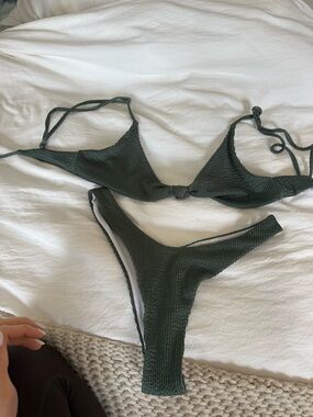 Amazon Green Textured Tie Bikini Set